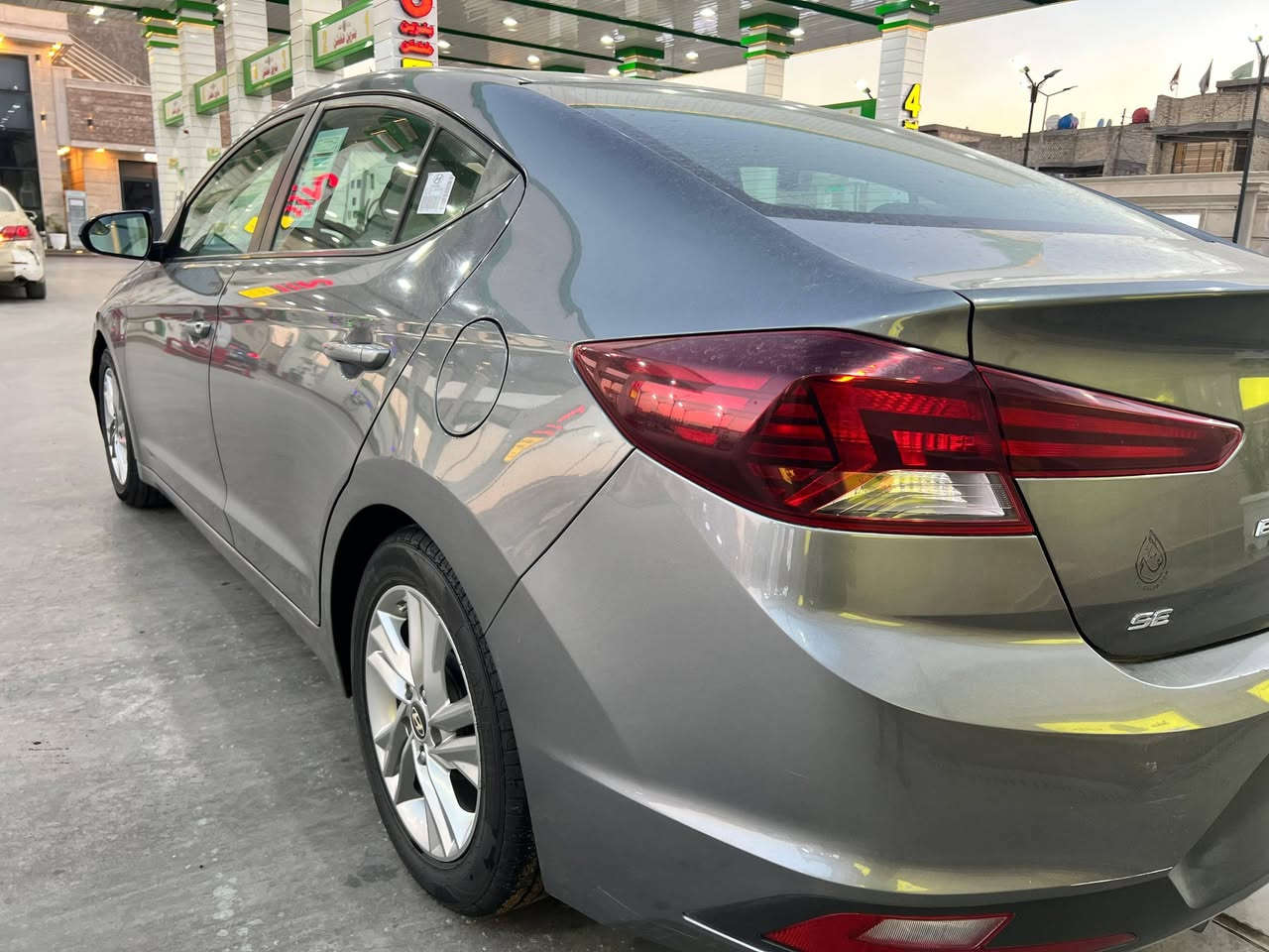 سلام عليكم
النترا موديل 2020 للبيع بغداد بسمي
لون رصاصي فول السيارة الكير محور At
مكينة 2000 دوش لا تبخير ولا تنقيص 
تحكم ستيرن شاشة كامره خلفيه حساسات 
رادار تدفئة كشنات نقطة عمياء 
حادثها موضح بصور  بيه شبر صبغ فقط والباقي كفاله عامه من تبديل وصبغ وشخوط
ماشيه 45 mi مكينة كير صدر تبريد مكفول مابيها اي نقص جاهزه من كل النواحي شرط سونار 
السعر 133
الرقم ***********
عنواني بغداد
