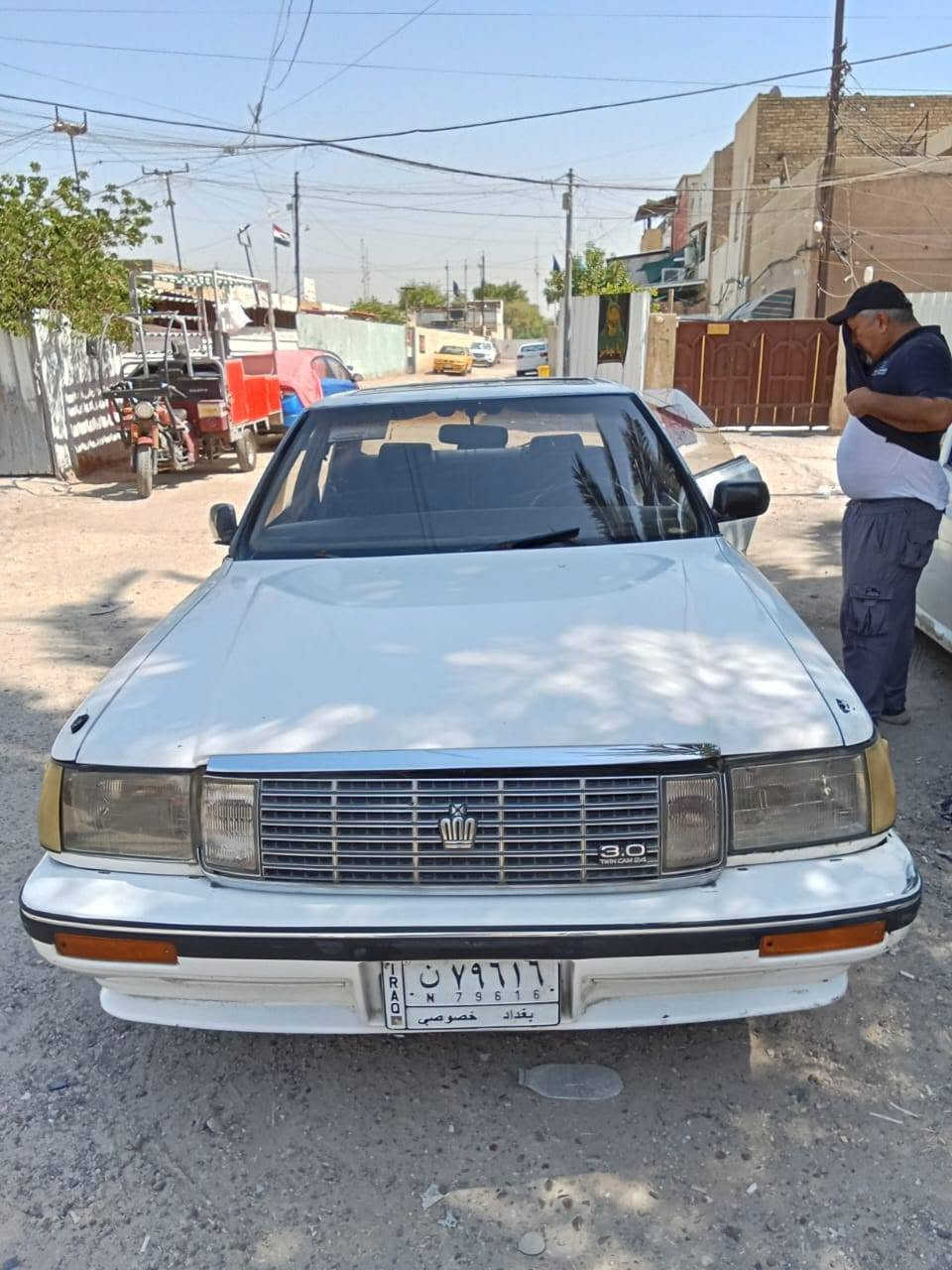السلام عليكم..
1_ سوبر هارتوب 91 بلادي يسرى
باسمي رقم بغداد السنويه بعد ألها شهرين وتسقط

2_ محرك وكير ففتي مضبوطات 

3_ الصدر والتايرات نص عمر

4_ الكهربائيات تشتغل لكن اكو رطوبه بالفيوزات بس تنظيف أو تبديل ماتكلف 5000 دينار

5_ طوافة البنزين كامله فقط يراد شريحه سعرها 15000 دينار

6_ جام السياره 2 تنزل و2 ماتنزل فيوزات الماطورات شغاله وأكو ماطور مال جامه أحتياط 

7_ البريك بدلت دسكات أصليه لكن البريك محجر أما ماطابعه الدسكات أو واشر عنبار بريك يرادله تبديل 

8_ الكشر نص نظافه 

9_ التبريد شغال مبدل كمبريسر بورقه فقط غاز لان بيه ليك  اتصل على هذا الرقم ***********   سعر السياره   ٥٠ ورقه
