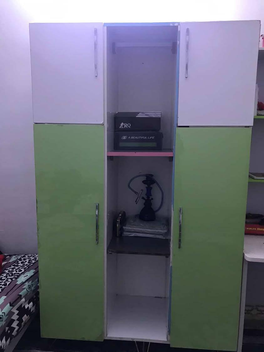 غرفه نوم شبابيه خمس قطع وميز طعام السعر شامل 250
للاستفسار على الرقم ***********
