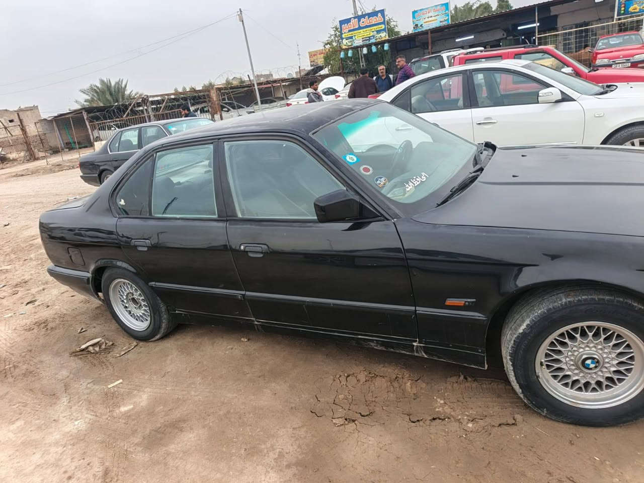 السلام عليكم اخوتي للبيع فقط لا مراوس ولا اقساط بيئم حجم 535 اصل بليته وسنويه كير اوتو رقم بغداد سنويه لل 2027 مشروع وطني مداور مباشرر
السياره فتحه طكتين شغاله جام كهرباء بجم كصيف سستم سماعات ودمام بلصندوك السياره تعمير كامل جديد بديها موس دكه جاكوج ما بيها عدله وحلوه وجاهزه ما ناقصه برغي كير ومحرك جدد بلضمان والشرط شلعه ومعدل ونعومه حداديه من الطول للطول بلكارتون داخلها جلد مشمشي نضيف وحلو كهرباىيات كلها وضع شركه من لايتات وبكلابتات ودشبول كله شغال ادامه لمنضومه الماء وادامه لمنضومه البريك كامله تخم تاير ياباني وباتري جديد السياره جاهزه مجهزه والحمد لله بوجها للشارع ما عايزه شي تراي مفتوح وين ما يعجبك مكاني بابل حي العسكري اخوان معروضه ب48 وبيها مجال للشراي شوفها تفيدك اني بخدمتك ما تفيدك تحصل اغاتها انشالله ارفع المنشور بكلمه طيبه مثل وجهك  ‏‪+9647813105330‬‏لرقم بي واتساب واعتذر ع اطاله
