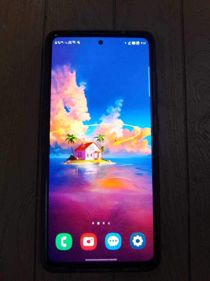 للمراوس ثنينهم ب آيفون 13 برو او ماكس وانطي فرق 50 الف اذا 14 برو

للملاحظة الشاشة مبدلة اصلية واللمس مفطور بس ما مأثر على شي

***********
