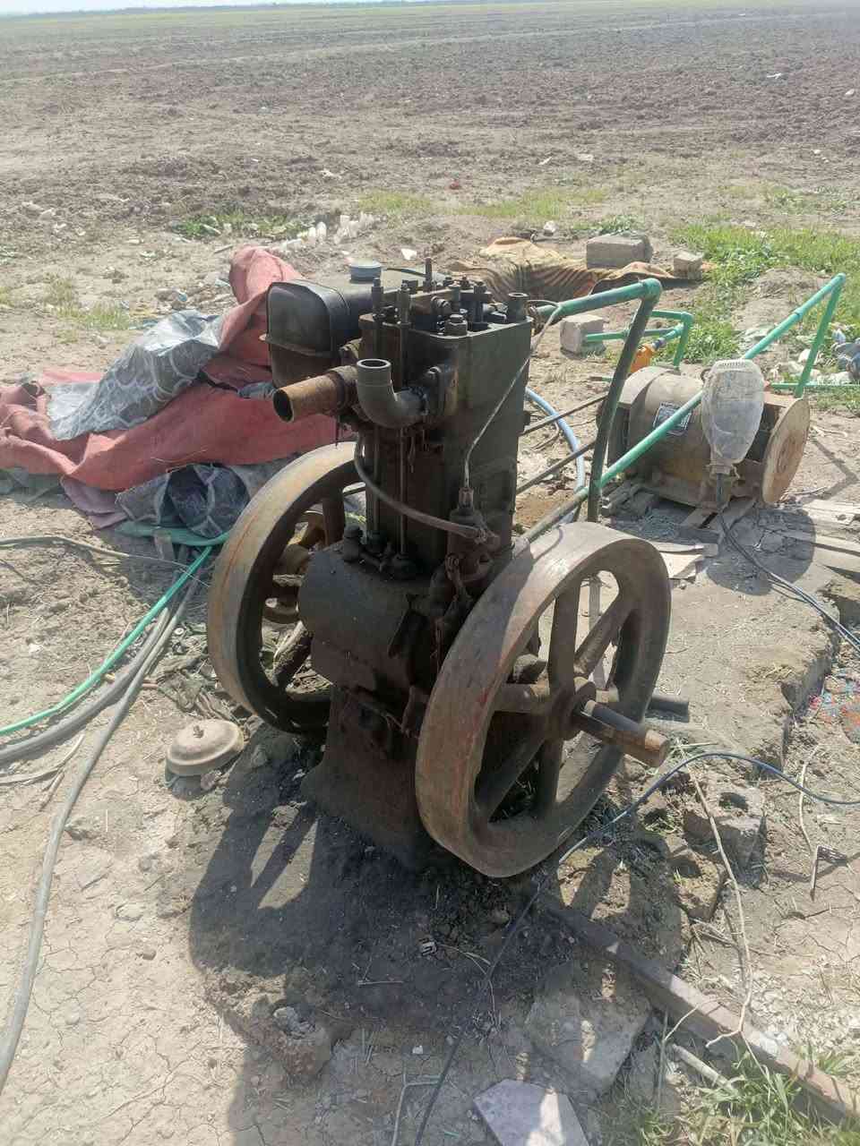 مولده البيع  فلاوينين شرط ع تحويل كبل ع البيت السعر 600 وبيها مجال قليل ماتواجد ع الفيس الاتصال***********
