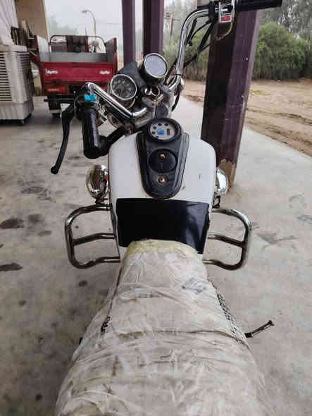 سلام عليكم دراجه جني للبيع موديل 2011كهربائيات كامله أوراق جاهزه مال جناي سعر 450 وبيه مجال مكاني بغداد جسر الفرنسي اتصال ***********/
