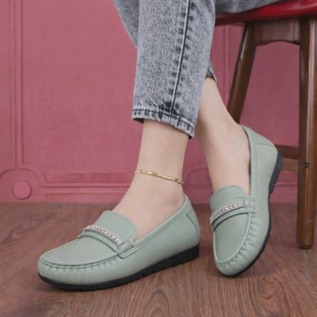 ب10 الاف فقط 🔥حذاء طبي بضمان فحص الطلب 🔥 
عررض التوصيل 3 الاف لكل محافظات العراق 😍
حذاء جلد كاجوال فلورتان طبي 💯
لايفوتكم الستوري + باقي البضاعه بالتعليقات 
#احذية_نسائية #موضة_2026 #ستايل_بنات #احذية_مريحة #تسوق_اونلاين #شوزات #fashion_shoes #trendy_shoes #shoppingonline #footwearfashion


**إذا كنت صاحب هذا الإعلان وتريد حذفه لأي سبب، رجاءا أرسل رسالة إلى الدعم الفني**