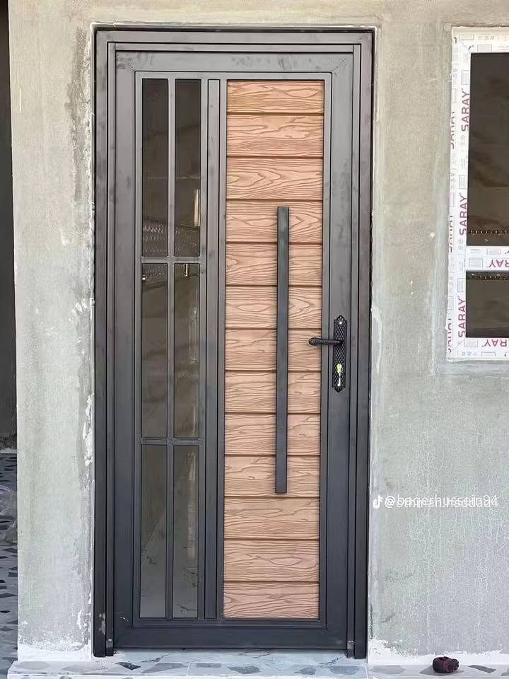 سلام عليكم نشتغل جميع انواع بوب قاصه ***********
