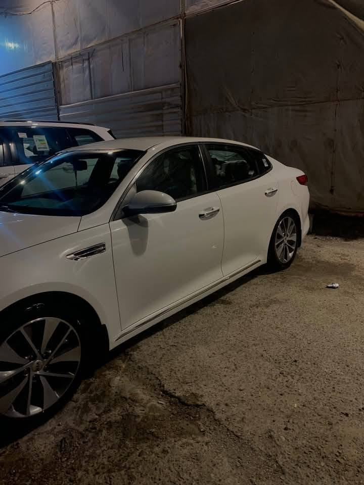 لمعرفة السعر سوي

لبيع سيارتك راسلنه والباقي علينه


**إذا كنت صاحب هذا الإعلان وتريد حذفه لأي سبب، رجاءا أرسل رسالة إلى الدعم الفني**