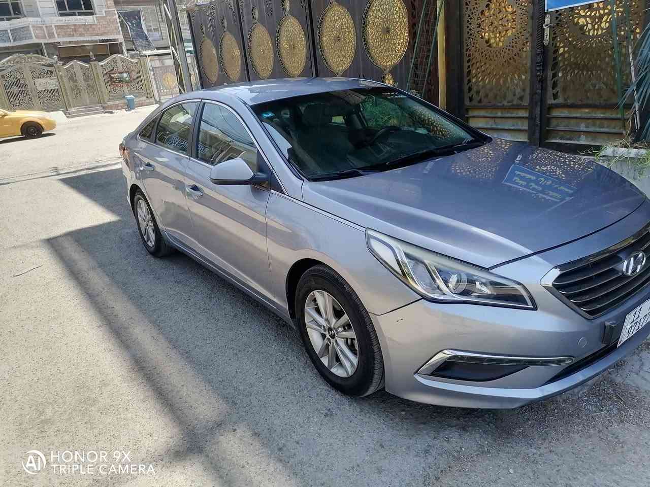 السعر 100 اوبيه مجال قليل
سوناته 2017 حادثه موجود بل صور اوبيه لهلال الخلفي  فقط 
ماشيه ١١٨
تبريد ثلج 
محرك او كير كفاله مامفتوح 
لد امامي خلفي
تخم تاير جدد
صدر امامي خلفي جديد 
مواصفات نص فول حساسات
رقمه بغداد مشروع وطني تحويل فوري هزه جديده
داخله جديد  كشنات جلد ابلادي 
مكان السياره حي اور 
رقم ***********
