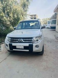 ٢٠١٠ • ٧ راكب • غاز وبنزين