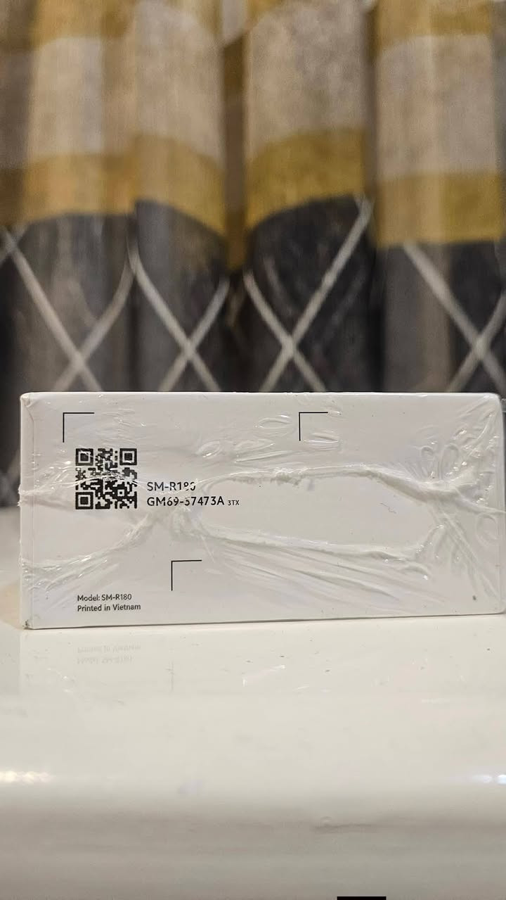 ايربود سامسونك ( Buds Live ) بعده بالسليفون قطعتين تحفة السعر القطعه ( 40 ) مع التوصيل
.
.


**إذا كنت صاحب هذا الإعلان وتريد حذفه لأي سبب، رجاءا أرسل رسالة إلى الدعم الفني**