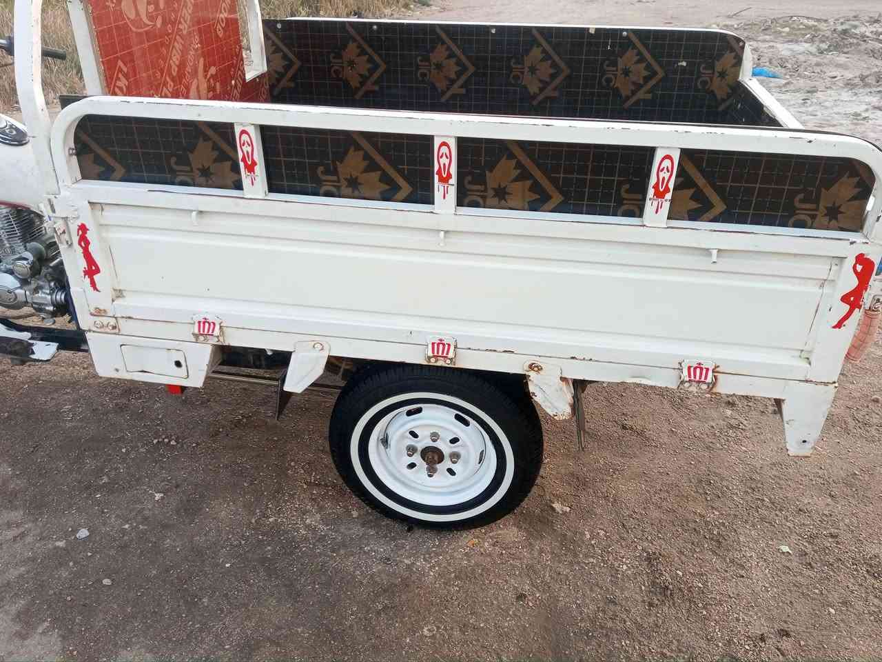 السلام عليكم ستوته للبيع اوراق تعمير 26 محرك صار له شهر تواير جدد ثلاثيه وياله مال جمره سعر1,5500 ناصريه مركز كهربائيات شغاله ***********
