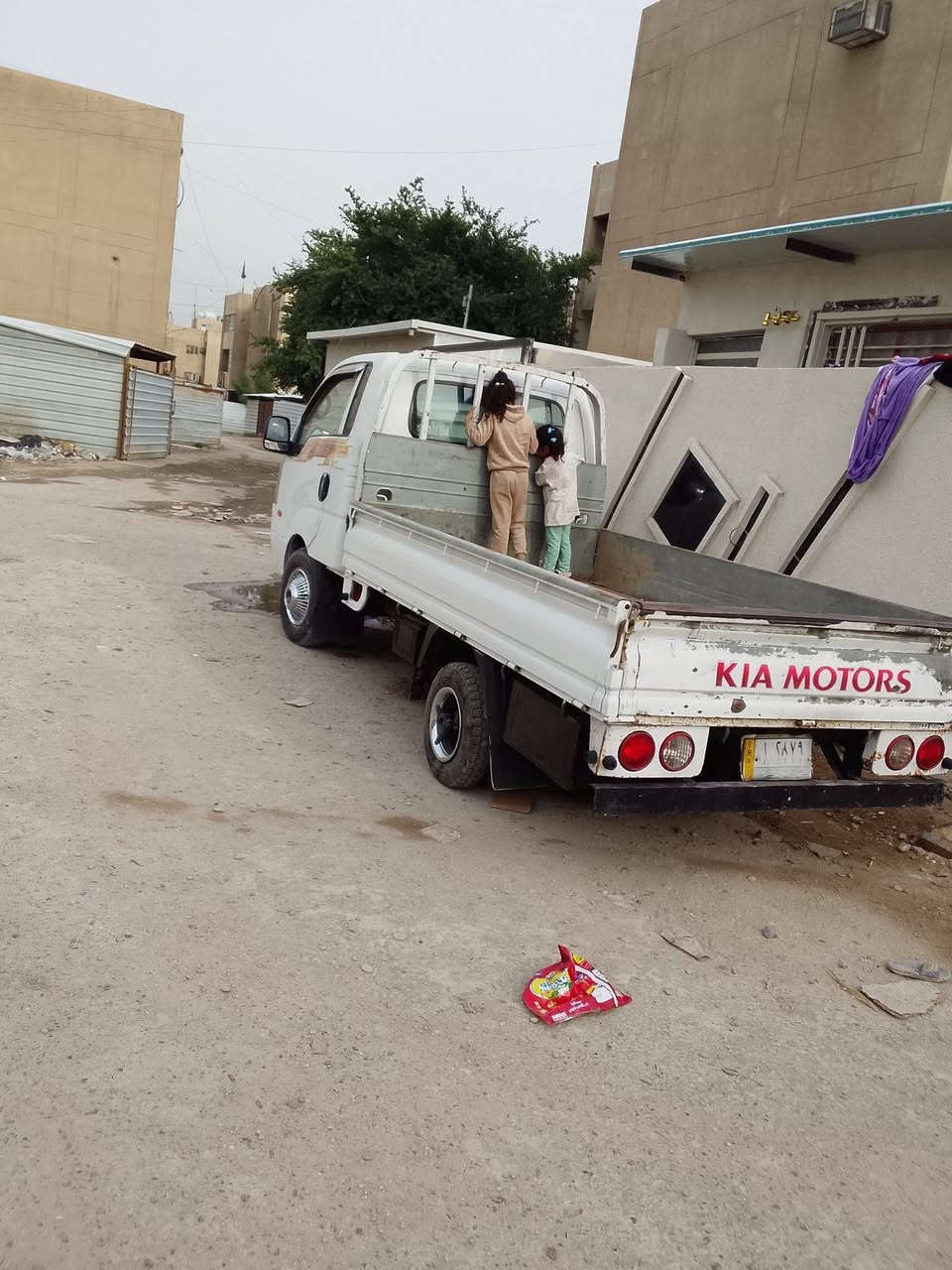 السلام عليكم كيا 2007 بسمي مشروع وطني كير ومكينه جدد ،تخم تايرات جدد صدر جديد مكينه3000 
***********
