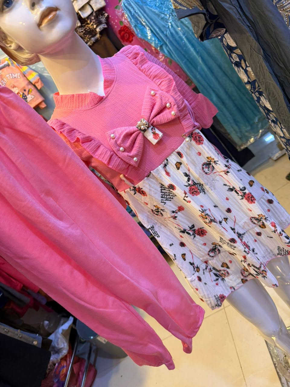 مرحبااا
وملابس جديده لل اطفال وقياس محير ولادي بناتي

وموجود نسائي 😍

اكسسوارات عطور ملابس متوفره يم امزون توته  

عماره عمروش مقابيل ماركت العائله 
كل الهلا

حاليا برمضان وره الفطور المحل مفتح 💞


**إذا كنت صاحب هذا الإعلان وتريد حذفه لأي سبب، رجاءا أرسل رسالة إلى الدعم الفني**