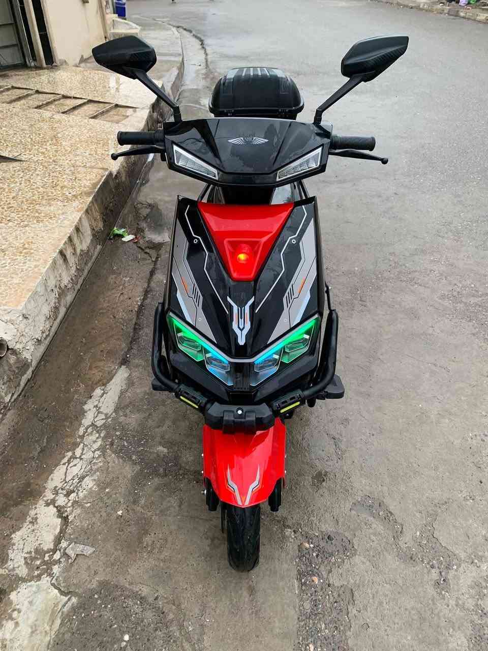 سگنز موديل 2025
الملف 1500

بطاريات 6
سرعه 99 حقيقي 70

سويج وبصمه 

نضيف مستعمل شهر ونص 

السعر 500 وبي مجال 👍🏻

عنواني قرية الكسك يم الصيطره

رقم الهاتف ‏وتساب ‪***********‬‏
