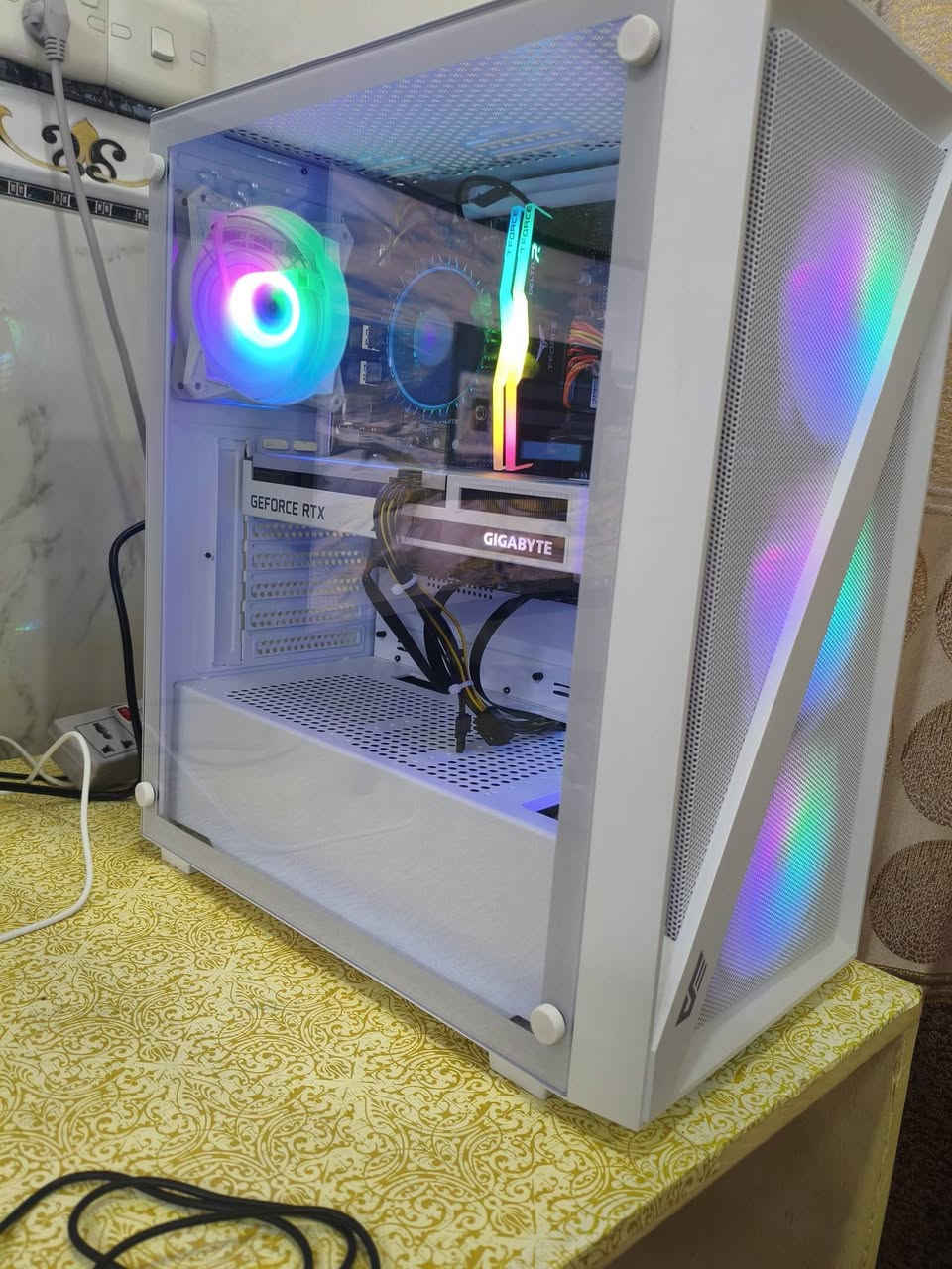 السلام عليكم شباب حاسبة للبيع ابيع كامل فقط ما ابيع قطع
RTX 3060
I5 12400F 
H610M
RAM 2*8=16 3600MHZ RGB
SSD 256
HDD 1TB
كيس دارك فلاش 4 فان تحكم من الكيس 
Psu 600 watt
القطع شبه جديدة سعر الكيس 880 الف قفل
مكاني موصل وعندي توصيل


**إذا كنت صاحب هذا الإعلان وتريد حذفه لأي سبب، رجاءا أرسل رسالة إلى الدعم الفني**
