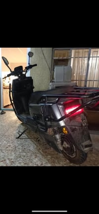 دراجه كهربائيه شحن للبيع سعر 600 قفل 07836366470