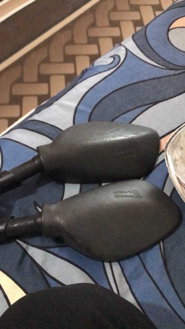 غراض للبيع بگ لايتات شغالات يرهمن للعدلة ومنغولي ثنينهن ب ١٠ سلف سكنس تجاري شغال ب ٥ مرايات ب ٥ جديدات مال حاوية عقل رياضي ٨ نمر ب ٨ قبغ فلاوين NCY ب ٤ قطرة ٧ الوان تعبانة ب ٣ اشاير بدون كلشي ب ٥ كلج امامي تجاري ناقصة خرز ب ٨ بوشة ٥٥ تجارية ب ٨ توصيل موجود لكل العراق مكاني ديالى ***********
