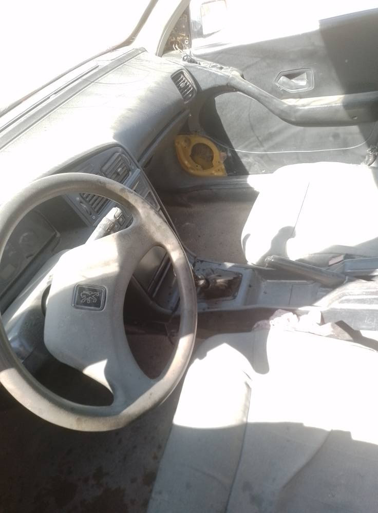 سيارة بيجو للبيع ٢٠٠٩ تحتاج ترتيبات راعيها موجود غرامات مصفره المحرك بي خيط تبخير رقم الماني الهيئه ما ادري شكد رقمي *********** بغداد, العراق
