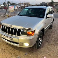 للبيع جيب لاريدو مديل 2008سياره جديد كير ومحرك كارتون وصدر وتخم تاير ج...