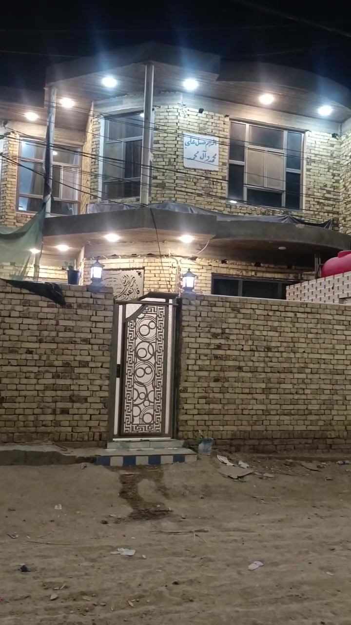 بيت للبيع قضاء الشافعية المساحة 240م
البيت متكون من استقبال وأربع غرف نوم وصالتين وسطح أول وثاني ومجمع صحيات داخليه وخارجية 
للاستفسار الاتصال على الرقم التالي
***********
***********
موجود واتساب للأرقام
