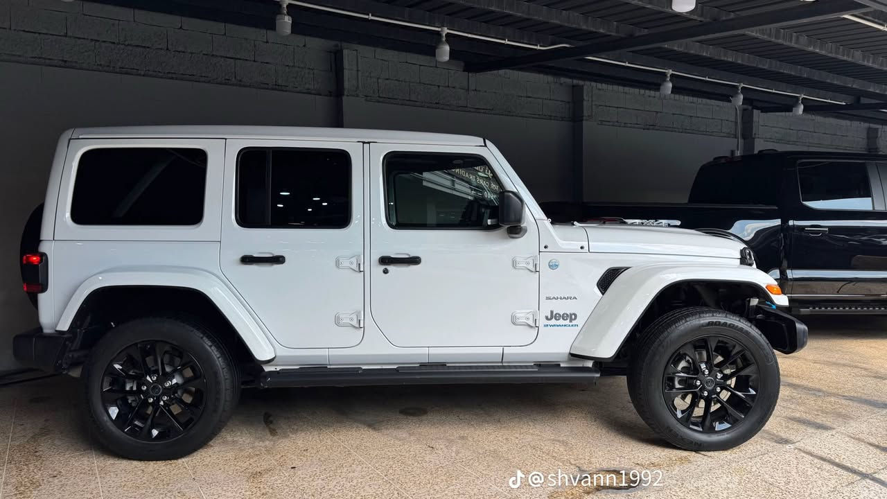 Type : JEEP WRANGLER SAHARA 4Xe

Model : 2024

Import : U.S.A

Mileage : 33,000 Mile

Part Of Paint : No paint

Engine : 2.0 V4 T / Electric  / Hybrid / 375 Hp

Price : $$$$$$

Location : sulaymaniah

Contact : ***********

Call : ***********

————————————————————————

نوع السيارة : جيب رانكلر سحارا 4Xe

مودیل : ٢٠٢٤

بل الإصدار : امریکي 

العداد : ٣٣،٠٠٠میل

الضرر : بدون سبغ

حجم محرك : ٢،٠ / ٤ سلندر توربو / هایبرد / کهربائي / ٣٧٥ حسان

سعر : $$$$$$

الموقع : ‏سليمانية￼ 

للتواصل :
***********
***********
