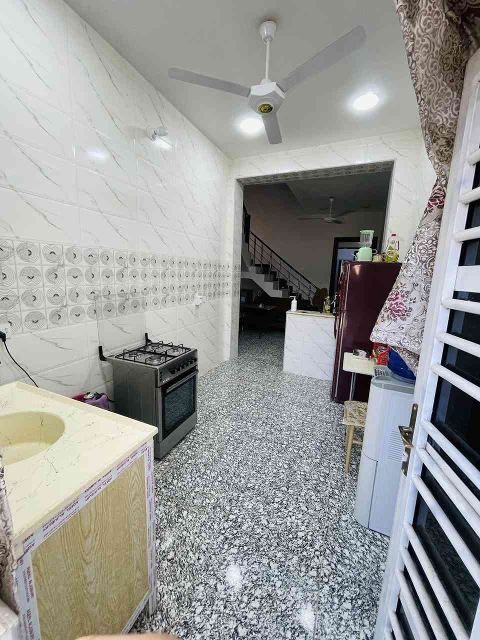 بيت للبيع – طابو صرف

📍 المحمودية – حي 18

* المساحة: 100 م²
* الواجهة: 7 الا ربع
* النزال: 15 متر
* طابو صرف
* منطقة مخدومة بالكامل
* تتوفر جميع الخدمات: ماء، مجاري، تبليط، ومدارس
* موقع مناسب للسكن والاستثمار

للمزيد من التفاصيل والاستفسار، يرجى الاتصال على الرقم المرفق
***********
***********
