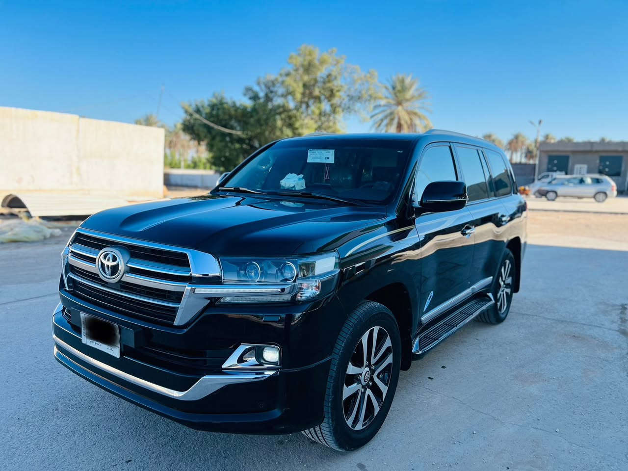 السلام عليكم للبيع لاندكروز موديل 2019 بريم اصلي رقم بغداد بسمي مشروع وطني مكفول كفاله عامه من صبغ وتبديل وفتح  
فول مواصفات 1/1
بصمه تشغيل
5بصمات ابواب 
فتحه سلايت
كشنات ثنين كهرباء ثلاث حركات
كشنات جلد اصلي
عداد لكزز
زراكات
اشارة لكزز
مري قلاب
مري شفط 
شاشه ايباد
جنطه شفط 
ديفيدي بل قمارة 
دبل ماوس
مثبت سرعه
سبعه راكب
ثلاث قطع تبريد
مطفايه حريق
محرك v6
8ايرباك
حساس امامي
حساس خلفي
اضويه تحت مقاعد
تحكمات ستيرن كامله
كامرة دوارة 
وباقي مواصفات بريم معروفه 
ماشيه 70الف   حقيقي
السعر (515)
اللا ستفسار اتصل على الرقم ***********
مكان بابل حله
