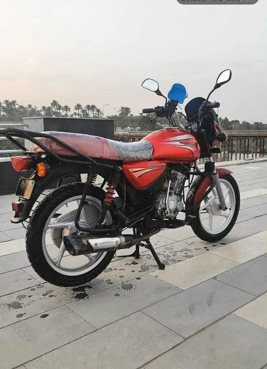 سلام عليكم دراجه بوكسر موديل 18اورق اصوليه مجفته مره وحده مكفول كفاله عام المكان واسط قضاء الحي *********** خاص مفتوح
