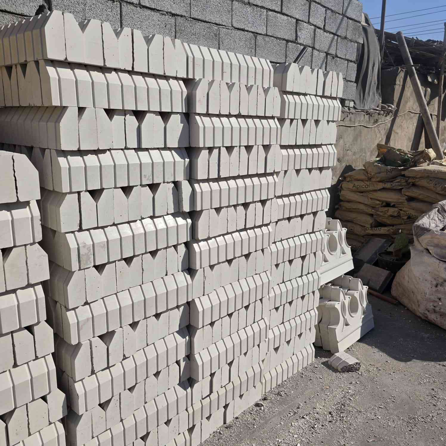 ياالله يتوفر الدينه انواع لاينات الحدائق العامة والحجر الحدايق بكل انواعه كل ما يخص الحداق 
مستعدين تجهيزات كافته المحفضات العراق
العنوان بغداد حي النصر
واتساب 
***********
