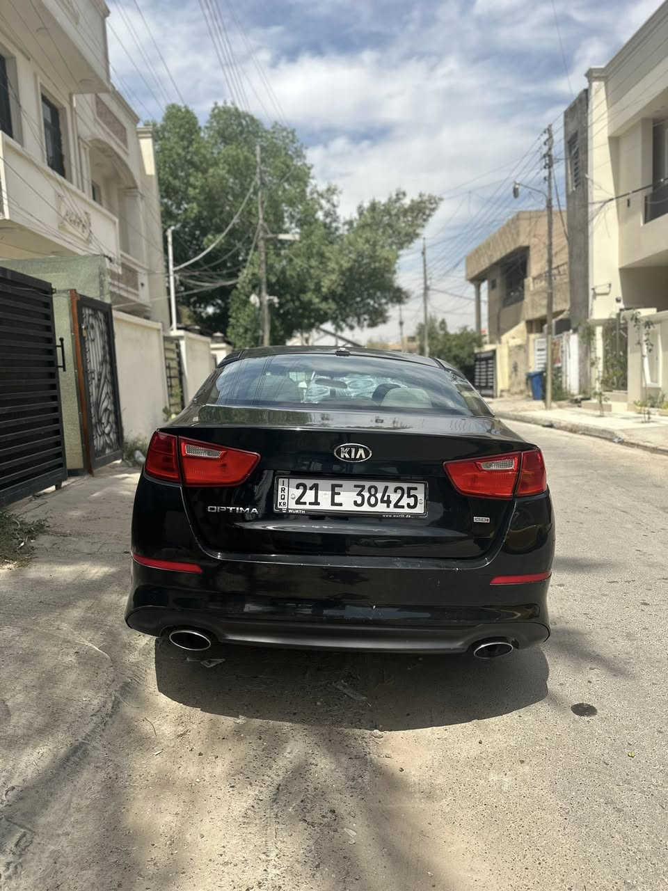 كيا اوبتما للبيع موديل ٢٠١٥ ماشيه 110 سياره مال بيت نقوصات بسيطه كلش تبريد ثلج مكينه 2400 gdi وارد امريكي  حادثهه حلو موضح بلصور وبيهه باب خلفي مبدل اصلي  السعر 100وبيه مجال بسيط للاستفسار اتصل وتدلل ***********
