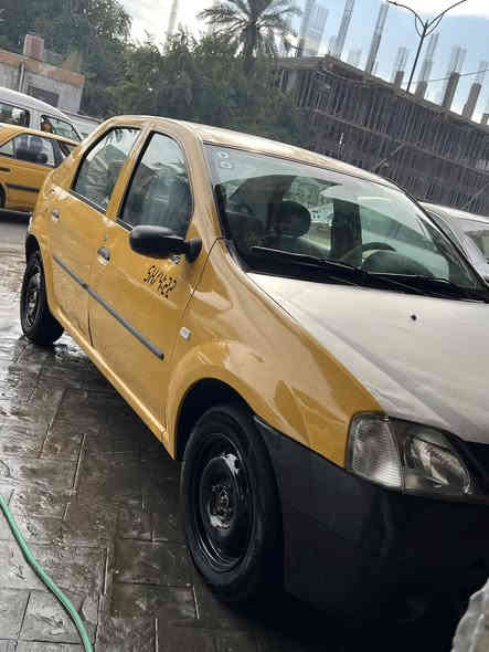 السلام عليكم رينو لوكان 2014 
السياره جديده وجاهزه من كلشي 
كير محرك صدر امامي خلفي كله جديد 
تخم تاير و ويل جديد داخل جديد السياره حيل نضيفه
رقم إنكليزي تحويل ثاني يوم مابيه اي نقص جام كهربائي 
وسنتر لوك ريمون يقفل مكاني الشعب قرب سوق شلال 
 السعر 42                         ***********
