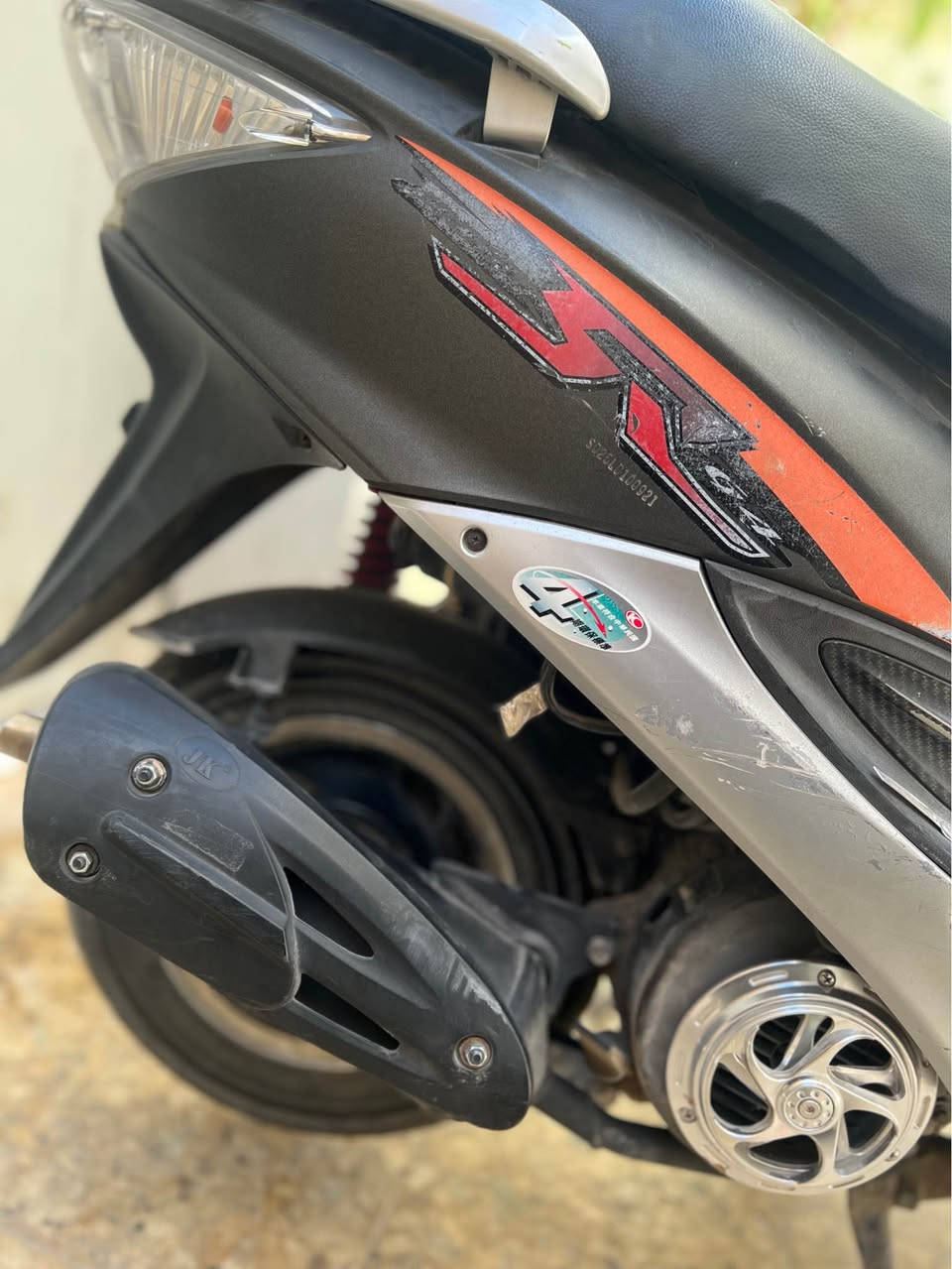 دراجه كامكوا G4
دراجه مال رمبه جديده 
مكفوله مكينه وكفرات بلادي ختم واحد 
تفحص وين ماتريد مصلح ثنين ١٠٠ مصلح 
دراجه بلاديه وتخبل شلعه معدل وخواتها سعرهن ٧٥٠ 
بس ضرف شويه نزلت سعر بالعافيه عالياخذها ربع ماذب عليها 
سعرها 625  مجال بسيط النجف, العراق


**إذا كنت صاحب هذا الإعلان وتريد حذفه لأي سبب، رجاءا أرسل رسالة إلى الدعم الفني**