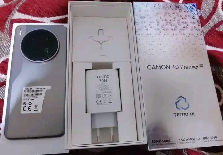 كامون 40 بريمير 5G
‏مواصفات الجهاز
‏شاشة بدقة 144 هيرتز معالج 8350 ببجي 120 فريم كاميرات  فلاكشب ثلاثية بدقة 50 ميكا بكسل مع عدسة تقريب جيروسكوب 100X
‏ذاكرة 256 رام 12+12 مكاني ناصريه مركز ***********
