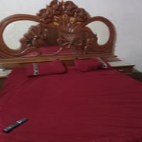 متاح غرفه اخ الجديده ٦ وملحق مع مراوح جداريه  وبلازمه جديده بيع مستعجل...