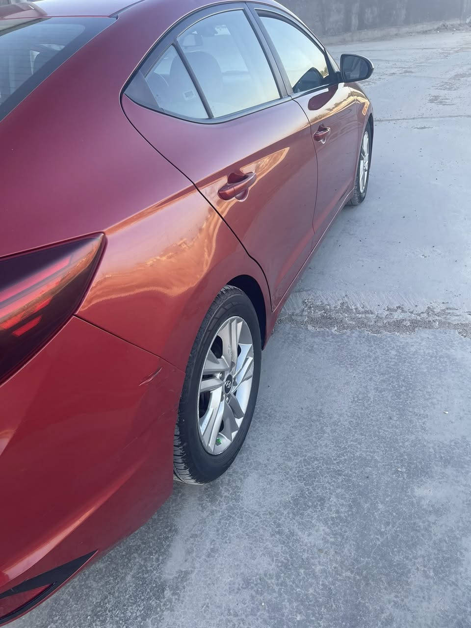 السلام عليكم النترا موديل 2019

محرك 2000/دوش.كير AT

حادثه سرقه بنيد وطخه.جاملغ الخلفي 

مواصفات السياره نص فول مكينه كير مكفولات

سياره ماشيه 134m

السعر 138$ وبيه مجال/***********

مكان السياره يوسفيه
