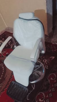 كرسي حلاقة • جديد • الرمادي