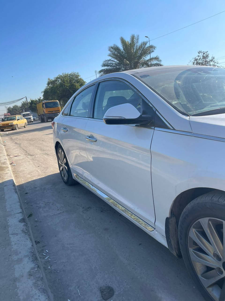 السلام عليكم سوناتا17 فول vib
متوازي على بيعته
سياره بيه قطع رش  اثر خدوش وقطعه بيه معجون طخه بالجاملغ الخلفي بدون حادث بجم كبس صندوك كبس  سياره ما بيه حادث من امريكا مكفول شواصي لغودتكم وكص كير مكينه صدر تاير بالعافيه على الياخذه سياره جاهزه هزه جديده رقم بغداد انگليزي ومكانها بغداد جماعت ال105 اعبر المشنور سياره سعره ابلاش 107 قفله خواته ب125 اعيد سياره بيه رش قطع ابيعلك حزام
للاستفسار***********
