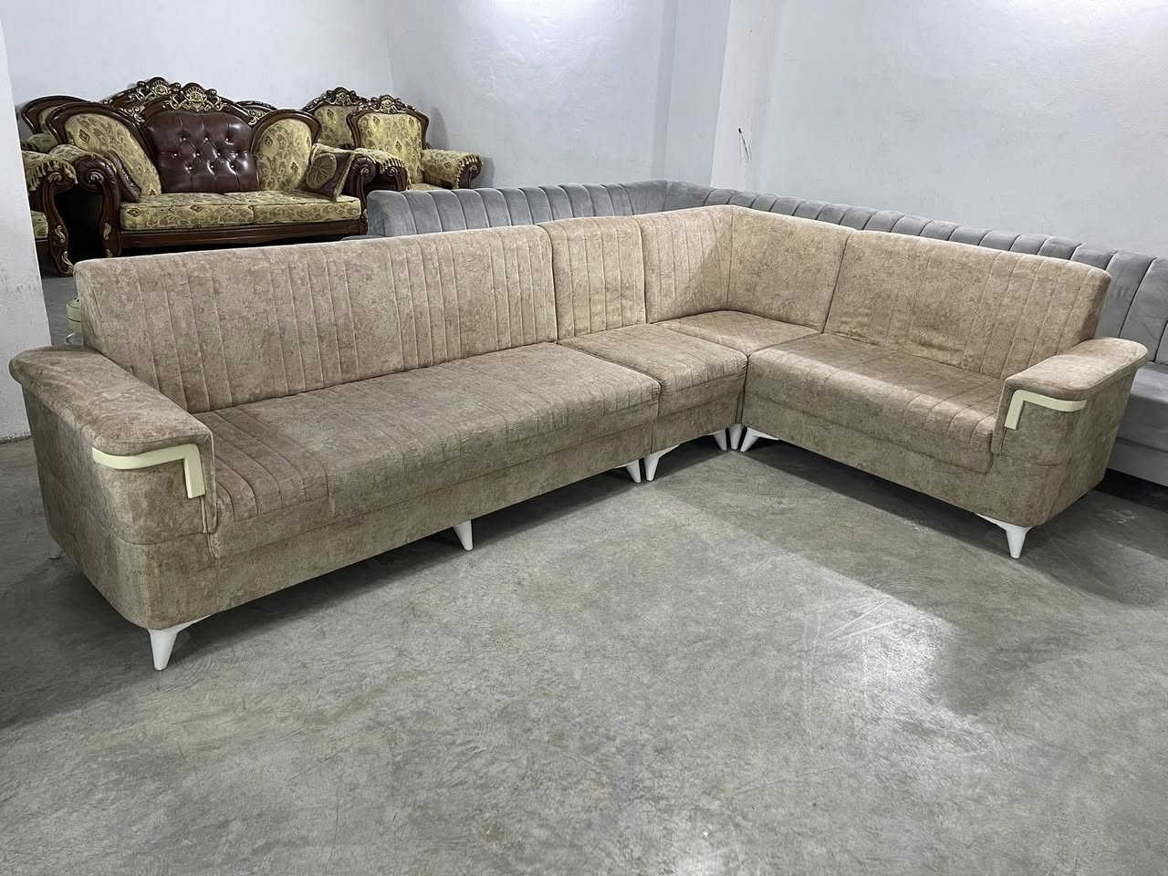 فرۆشتنی خێرا150هەزار
بێعەیبە دەسکردە
دیزاینی تورکیە 
7نەفەرە 📦
ژ.م ***********
