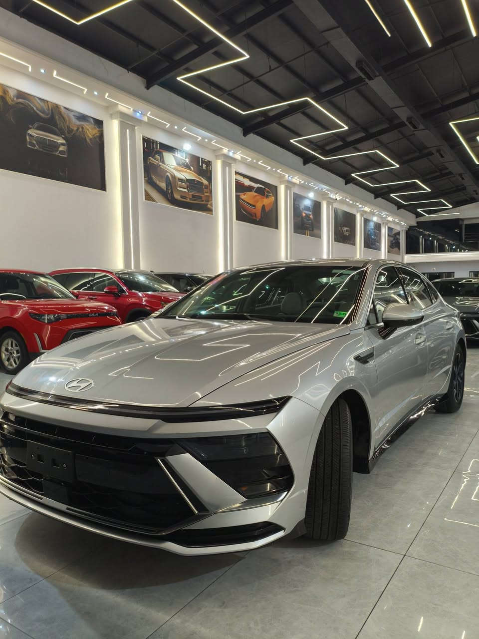 سلام عليكم موديل 2025 بدون رقم كاتي دهوك ماشية 9 الف سياره كلين ضررها داعمية خلفية مكسورة سيارة بدون صبغ بدون أير باك مكاني موصل للاستفسار ***********
