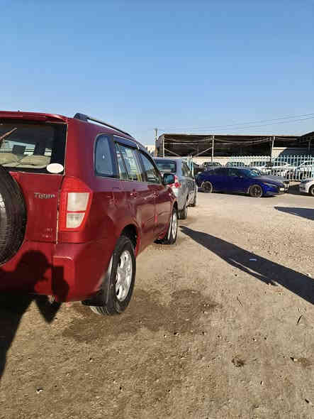 السلام عليكم تيجو للبيع موديل 2013سياره جاهزه من كلشي مكينه كير شرط سيار مكفوله خير الله سياره مال جناي سنويه جديده تخم تاير جديد حداديه جديده استفسار***********
