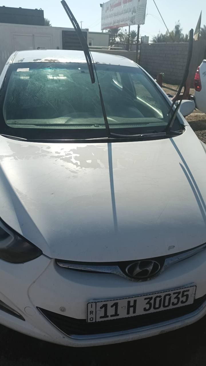 لنتره وارد امريكا موديل 2016لسياره بسمي تحويل جديد هزه جديده بيه قطعتين تبديل مكان بغداد تاجي سبع البور الرقم بغداد لسعر 110وبيه مجال ***********
