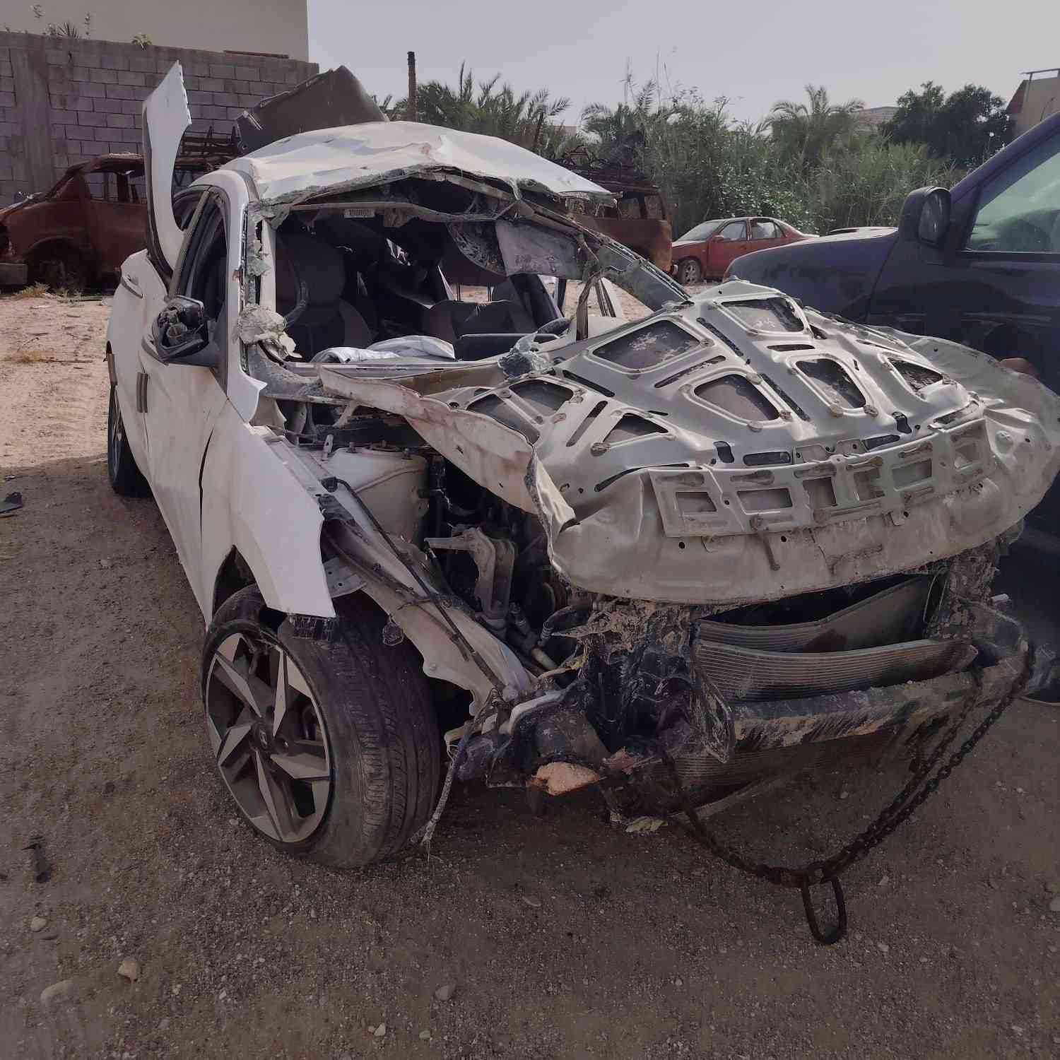 السلام عليكم.
من رخصة الادمن.. 

للبيع.. هونداي النترا خليجي موديل 2021 ماشيه 45 فول مواصفات ماعدا الفتحه  رقم بغداد الماني تحويل ثاني يوم تعرضت لحادث انقلبت السياره ونبيع على حادثها ماعندي صور اكثر تحب تجي وتشوفها مكلف بالنشر 

 مكان السيارة البصرة  

السعر ((   60   ))  ورقة وبيها مجال للشراي ورحمة لوالديكم اللي يشوفها غاليه عليه الله يرزقه بالاحسن منها بدون تعليقات سلبيه والله يكفيكم الشر.  

الاتصال/ ***********
