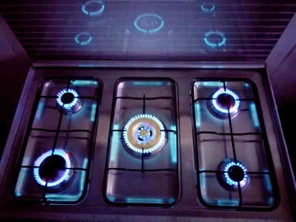 طباخ عشتار مصري
طباخ عشتار مصري خمس نظام بوري فرن خطين يشتغل قياس 90 *60 شغال فرن شغال جدا نظيف العنوان
موصل جانب الأيمن رجم حديد للاستفسار
***********
***********
السعر 180 الف نهاية
