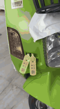 ماكس بوليس مصارلها شهر ونص من نازله نصبتها ولنضافه شوفت عينك عليها منضومه زنون اصلي لاتنقيص ولا تبخير ولاصوت كفاله الدراجه السعر ٩٠٠ وبيها مجال مكاني ديوانيه رقمي ***********
