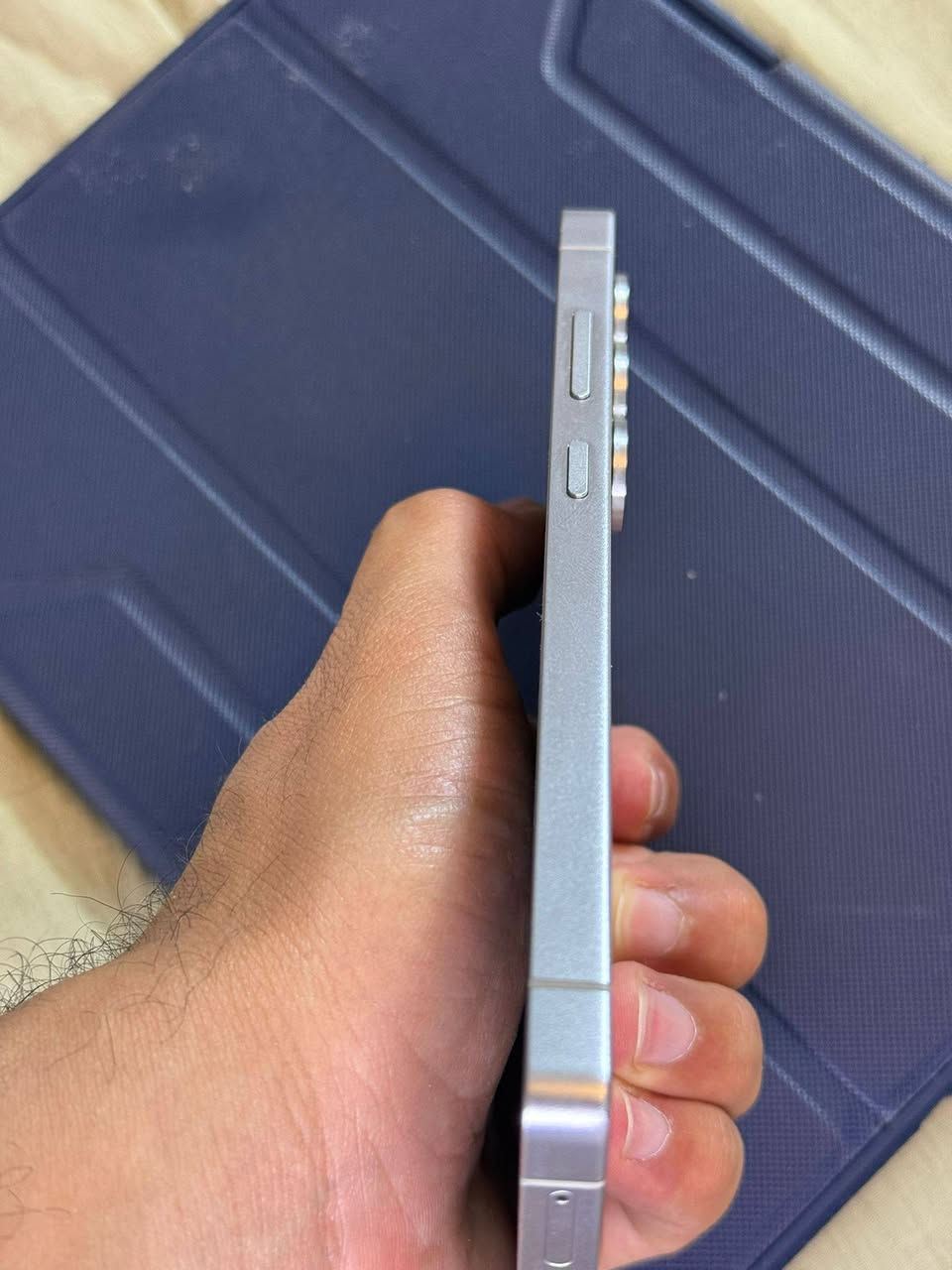 S25 ultra 256
نظافة ٩٥% الجهاز كلشي مابي نظيف وحالتة ممتازه 
باكيته وواير الشحن الاصلي موجودات 
سعره مليون و٢٠٠ 
مكاني بغداد السيديه 
***********
