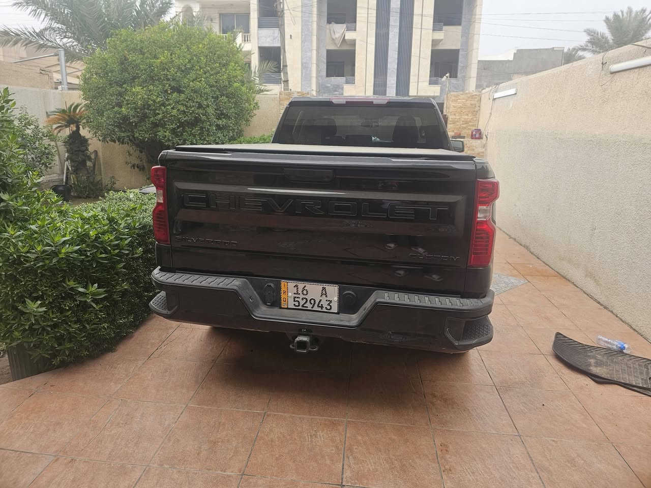 السلام عليكم
سلفرادوا ٢٥ ٤ سلندر ٢٧٠٠ تيربوا 
رقم قادسية كتاب شهداء
الضرر كما موضح بالصورة
ماشية ١٠٠٠٠ ميل
السعر : ٢٨٠٠٠ دولار فيها مجال بسيط
للتواصل ***********
العنوان : بغداد
