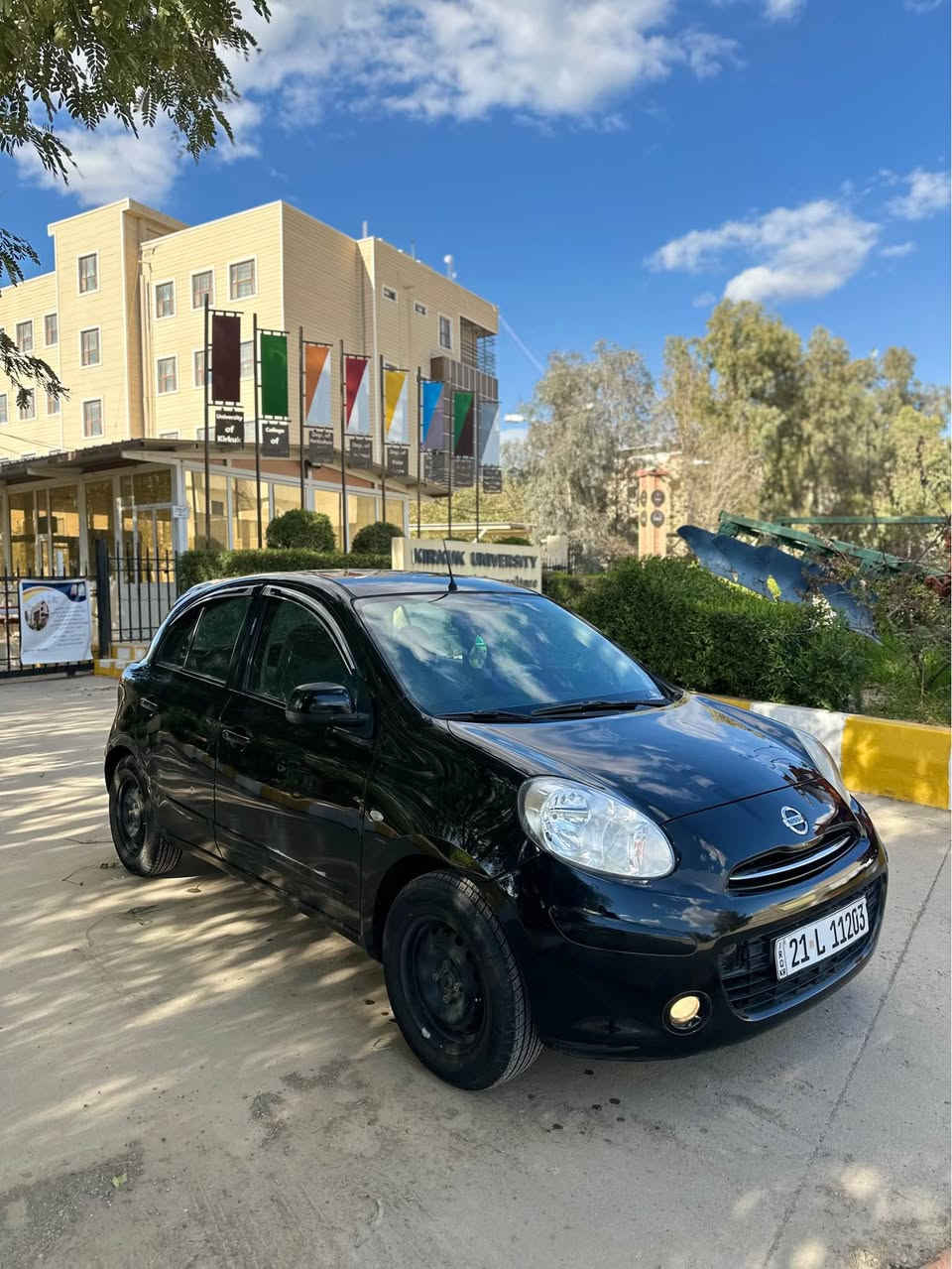 نیسان میکرا ٢٠١٣ بۆ فرۆشتن
ناو زەرد-تەبرید-شاشە-گێر تۆماتیک-جام کارەبا…
رەقەم و سەنەوی نوێیە بەشەرتی تحویل غرامە
١دەرگای بۆیاخە لەگەل پەلەیەک بێ ناو گرتن
گێر مەکینە و هەموو گیانی بەشەرت
نرخی ٧٥ وەرەقە و مجالی برایەنە لە کەرکوکم
*********** كركوك, العراق
