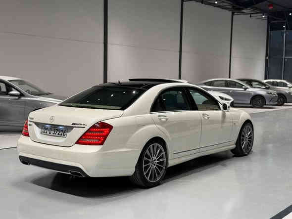 مارسیدس بێنز 2012 مواسەفات S350 
فول مواسەفات دەرگا لارج
سەیارەکە بێ بۆیاخە 
هەموو گیانی بەشەرت 
کوشن کارەبای 
کوشن سارد و گەرم 
ئۆتۆ پارک 
سەلاجە 
دەرگا بەسمە 
سندوق شەفت 
بەسمە شەغال 
حساس پێش و پشتی 
کوشن خەزن
5 پەردە 
پانۆراما 
ویل کەپ 
زۆر مواسەفاتی تر 
کامل سێرڤسی بۆ کراوە 
هیچ مەسرەفێکی تێدا نییە 
ڕەقەم و سەنەوی تازەیە 
تحویل و غەرامە بەشەرت 

سعر: لە کۆمێنت داوای بکە ڕاستەوخۆ بۆت دێت 🤖 

گێر و مەکینەی بەشەرت 
هیچ کێشەیەکی تێدا نییە 

ژمارەی مۆبایل 
***********
 وەتسئاپ
