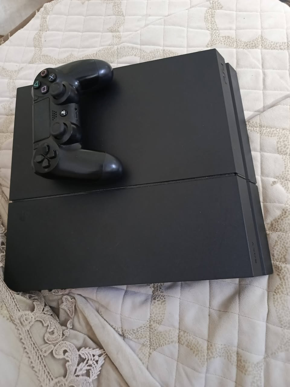 بلي فور فات مهكر للبيع نضام 12:52 يجي معه كامل ملحقات و يجي يده أصلية و يدة كلك العنوان كربلاء اي استفسار خاص


**إذا كنت صاحب هذا الإعلان وتريد حذفه لأي سبب، رجاءا أرسل رسالة إلى الدعم الفني**