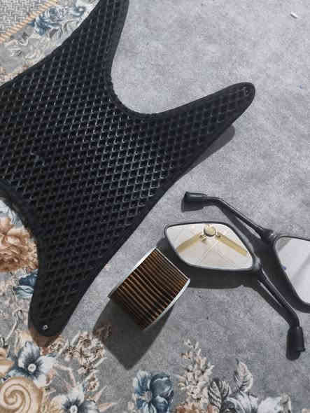 السلام عليكم شباب اغراض مال ماكس اصليه قاعيه مرايات وفلتر مال ماكس اللي يريدهن يراسلني لو على هذا الرقم☎️***********
