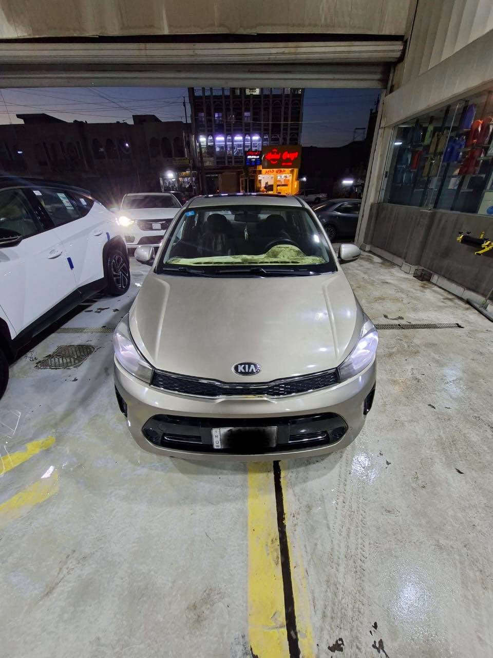 بسم الله توكلنا على الله

كيا بيكاس 2020 بغداد باسمي رقم الدولي الجديد فتحه سقف  ماشيه ٧٦كيلو فقط 

مكينه اربع سلندر كير at نضيفه وناعمه السياره

ملاحضات( صبغ بنيد وجاملغات وكلشي واضح بل السونار  فقط)

مكانه بغداد الكرخ الغزاليه او حي العامل

السعر ٩٢ وبيها مجال 

الاتصال ‭0770 440 3670‬واتساب موجود هم Colombo, Sri Lanka
